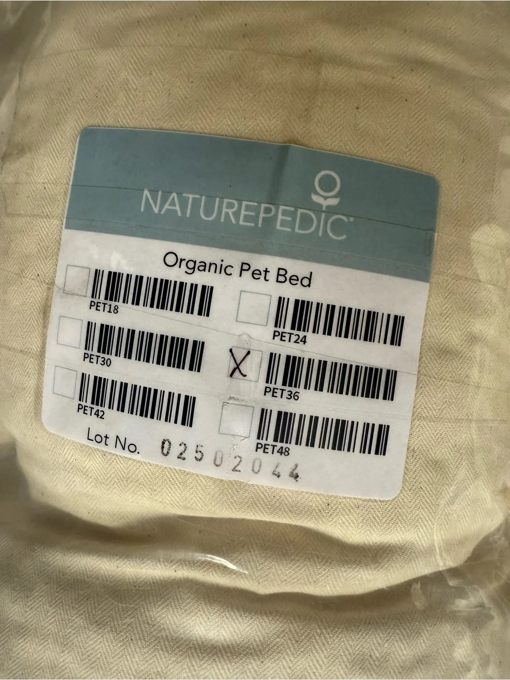 Naturepedic Organic LARGE Pet Bed with waterproof cover 36 inch NEW